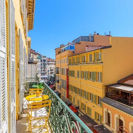 Hyper Centre, Balcon, 5min De La Plage, Ac