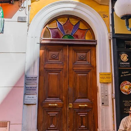 Hyper Centre, Balcon, 5min De La Plage, Ac Apartment Nice